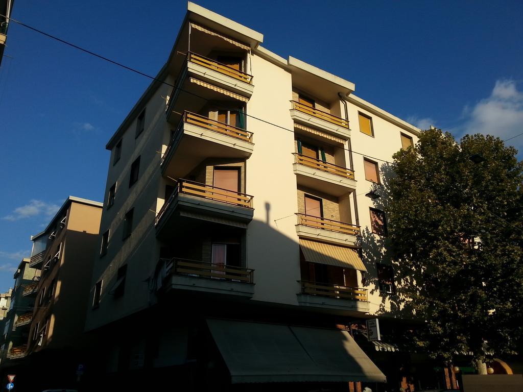 Casa Al Mare Lägenhet Albisola Superiore Exteriör bild